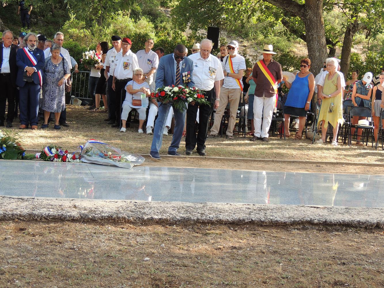 2023 07 18 SIGNES - HOMMAGE AUX 38 RESISTANTS FUSILLES EN 1944 (76).JPG -           